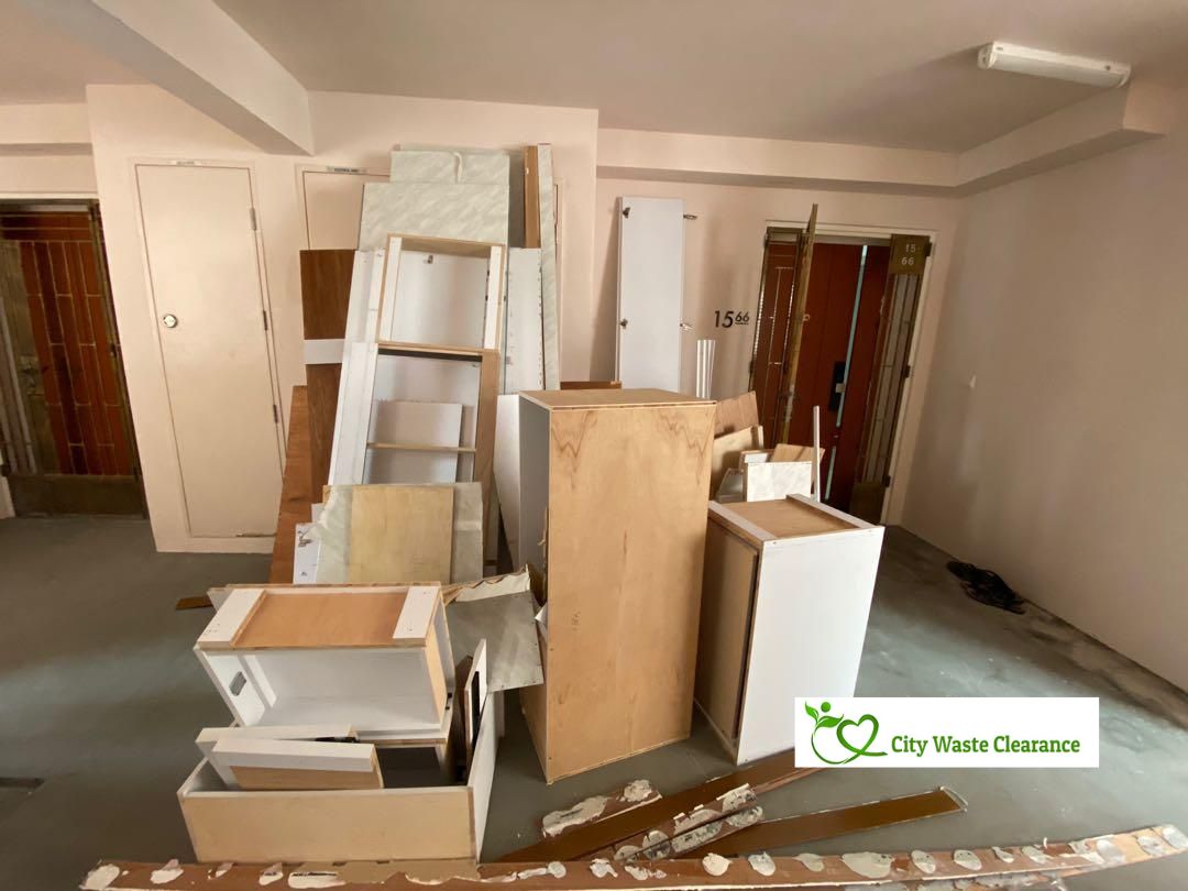 Wardrobe Removal And Disposal Service in London: Stress-Free Solutions